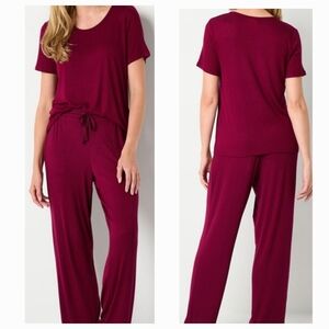 NWT Liz Claiborne Pointelle Burgundy Pajama Set